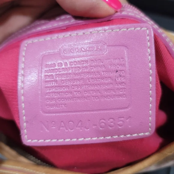 Coach Y2k Rare Barbie Pink Soho Baguette Hand Bag - Picture 10 of 11